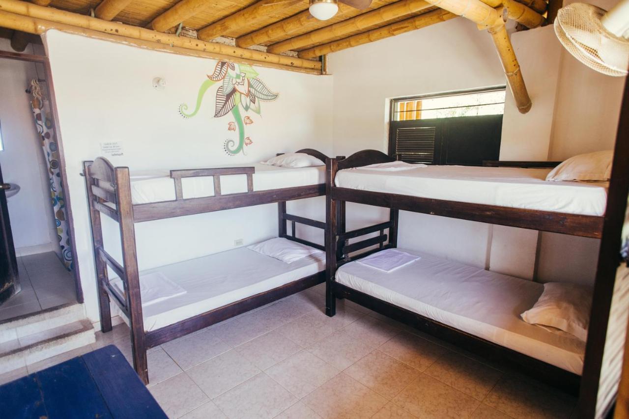 La Tortuga Hostel Taganga Bagian luar foto