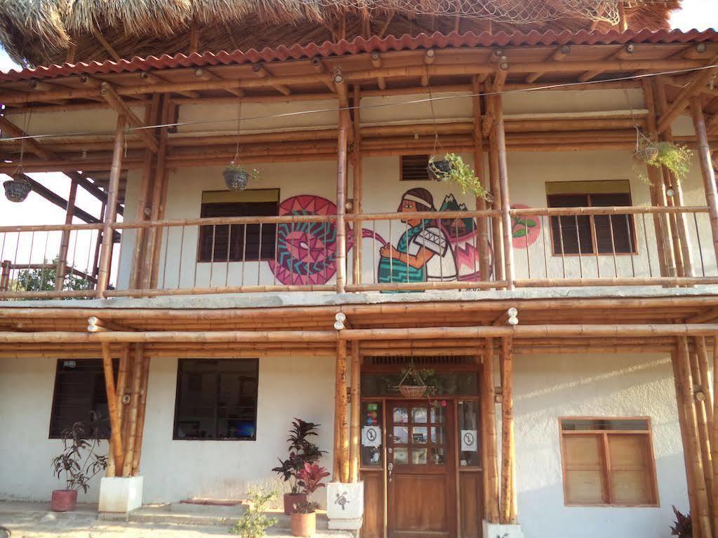 La Tortuga Hostel Taganga Bagian luar foto