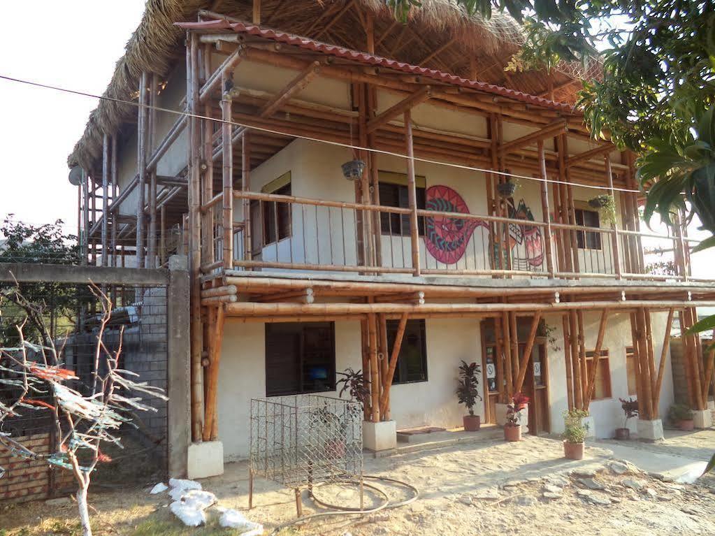 La Tortuga Hostel Taganga Bagian luar foto