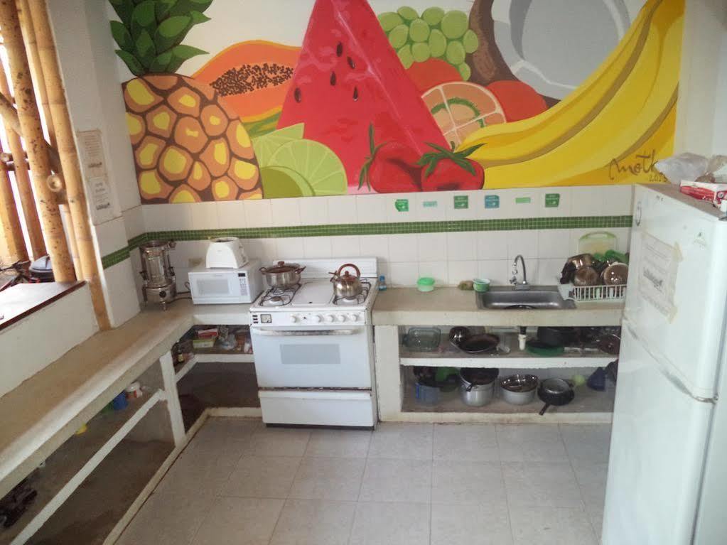 La Tortuga Hostel Taganga Bagian luar foto