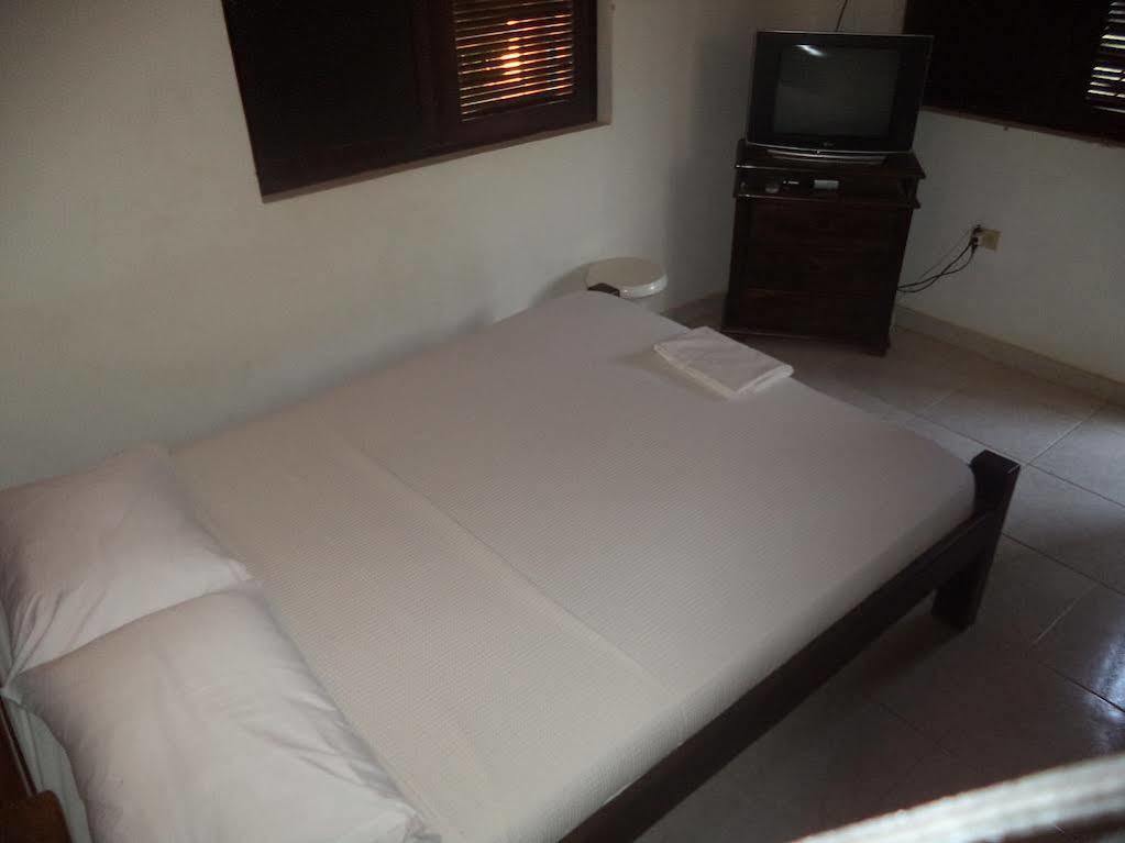 La Tortuga Hostel Taganga Bagian luar foto