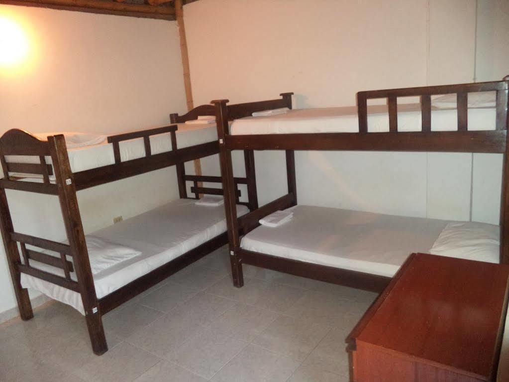 La Tortuga Hostel Taganga Bagian luar foto